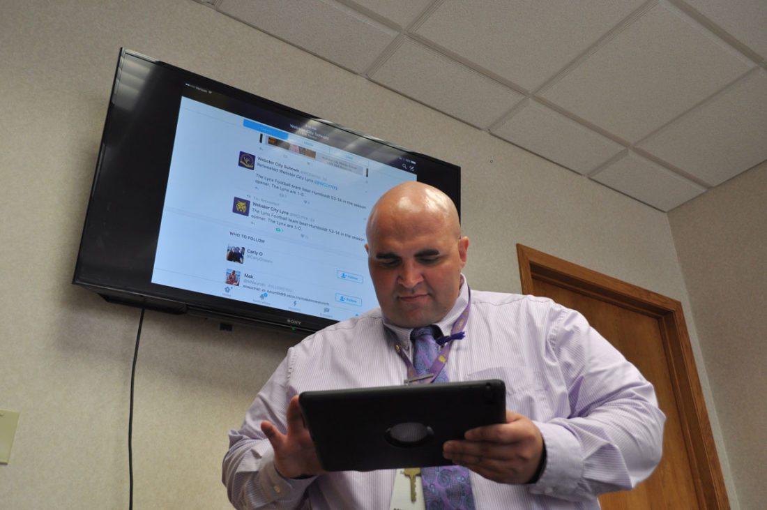 ster City schools Reaching out News, Sports, Jobs Messenger News